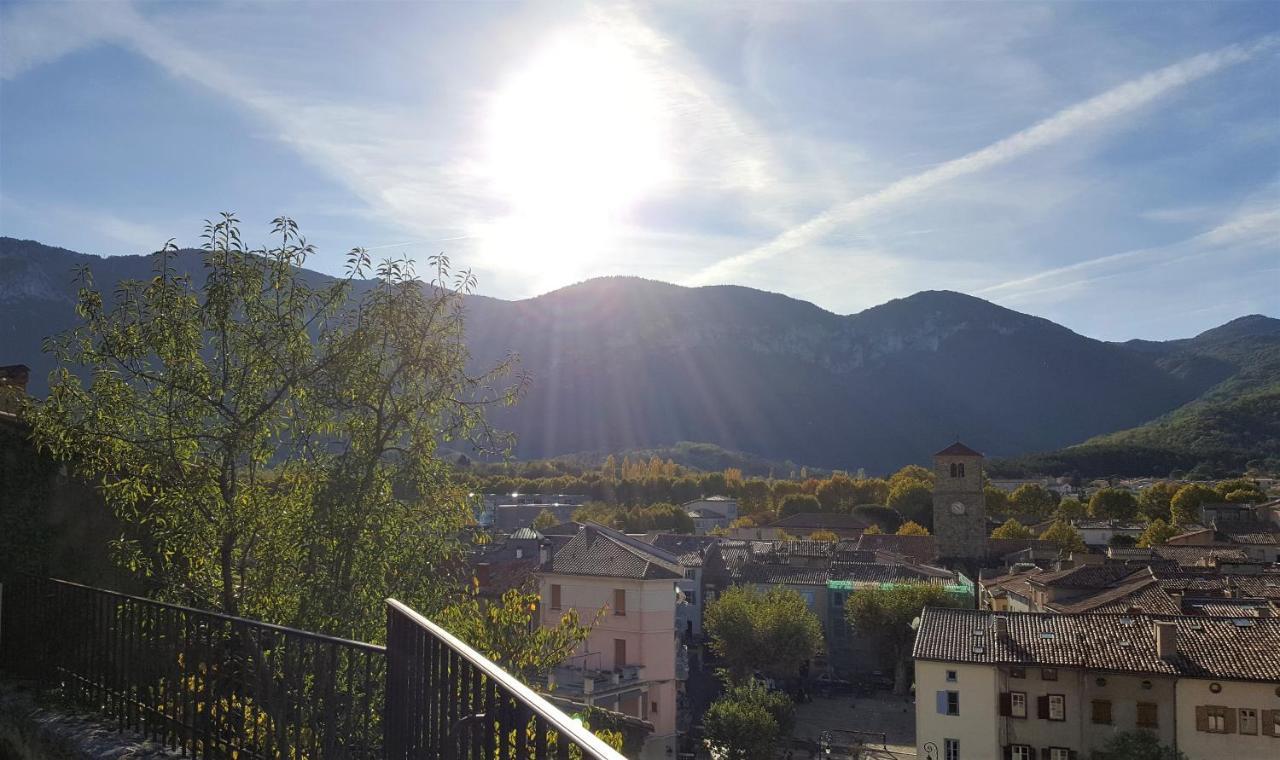 Mountain View Townhouse Quillan Bed & Breakfast Exterior photo